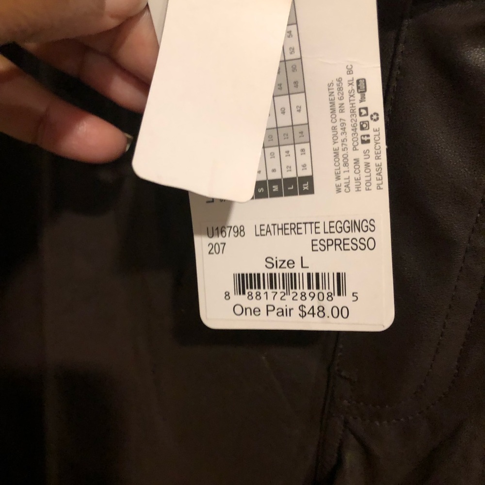 Hue leggings never been used